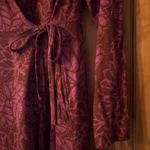 Toad&Co V-neck burgundy flowered wrap dress